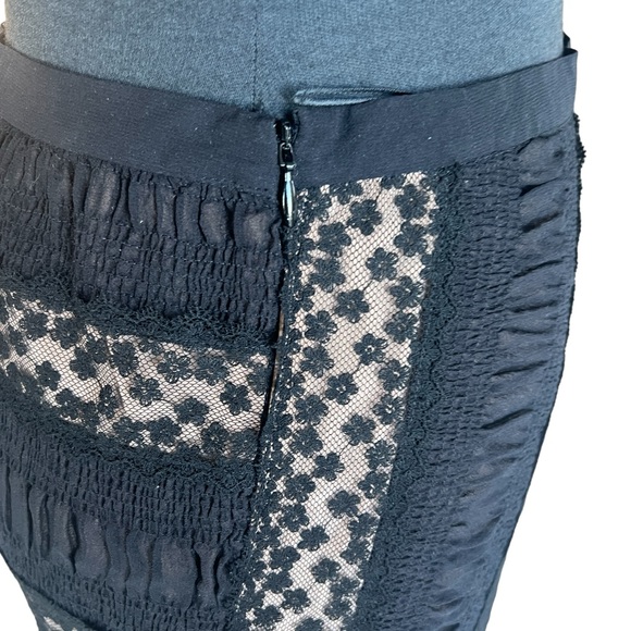 No 21 SILK MIDI SKIRT LACE OVERLAY IT 42 US 8 Excellent Pre-Owned Condition - Picture 5 of 10